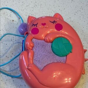 Polly Pocket Starring Shani Cuddly Cat Purse Compact
